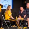 Künstliche und menschliche Intelligenz treffen aufeinander. Eine zieht den Kürzeren. Von links: Anna Bomhard, Malene Becker, Norbert Ortner, Martin Herse.