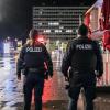 Immer wieder muss die Polizei Bußgelder verhängen, weil sich die Menschen nicht an die Corona-Regeln halten wollen.