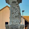 Die heilige Anna, Stettfelds Ortspatronin, blickt in Richtung ihrer Kapelle in der Stettfelder Flur. Die heilige Anna, Stettfelds Ortspatronin, blickt in Richtung ihrer Kapelle in der Stettfelder Flur.