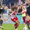 Zum Heim-Debüt in der Zweiten-Fußball-Bundesliga gaben Würzburgs Fußballerinnen (im Bild: Marsia Gath) alles. Jedoch erst in der zweiten Hälfte.
