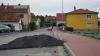 Der Untergrund in der Mergentheimer Straße ist seit einiger Zeit fertig. Bevor die letzte Asphaltschicht aufgetragen werden sollte, wurden die Fehler entdeckt.