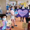 Die "Papiertüten-Aktion" und die damit verbundene Spende an das Kinderpalliativteam.