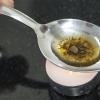 Rund 50 Gramm Heroin (Symbolbild) wurden bei einer Wohnungsdurchsuchung in Schweinfurt gefunden. Eine 40-Jährige wurde festgenommen.