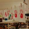 Der Montessori Trägerverein rief zum Aktionstag Red-Hand-Day in seinen sechs Einrichtungen auf.