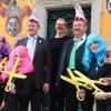 Thüringens Ministerpräsident Bodo Ramelow (links neben Museumsleiterin Daniela Sandner) besucht an Weiberfasching im Februar vor zwei Jahren das Deutsche Fastnacht-Museum in Kitzingen.