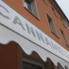Der erst im August eröffnete Cannameleon-Laden am Schweinfurter Marktplatz wurde am 5. November Ziel einer polizeilichen Durchsuchungsaktion. Der erst im August eröffnete Cannameleon-Laden am Schweinfurter Marktplatz wurde am 5. November Ziel einer polizeilichen Durchsuchungsaktion.