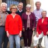 Kleiner Empfang für die Gäste aus Frankreich. Nach der langen Anreise mit dem Bus wurden die 40 Besucher aus der Partnerschaftsgemeinde am Plan begrüßt und auf die Gastfamilien verteilt. Über 20 Jahre "Miteinander" freuten sich (von links): Helmut Siefritz, Blandine Freyer, Bürgermeister Jean Luc da Passano (beide Irigny), Bürgermeisterin Helga Fleischer, Rolf Pontes, Dr. Charlotte Krämer und der 2. Bürgermeister Hans-Jürgen Schwartling