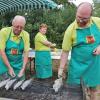 Eine Spezialität beim Sommerfest der Veitshöchheimer Eigenheimer sind alljährlich die gegrillten Forellen, mit einer schmackhaften Kräuterfüllung versehen. Eine Spezialität beim Sommerfest der Veitshöchheimer Eigenheimer sind alljährlich die gegrillten Forellen, mit einer schmackhaften Kräuterfüllung versehen.