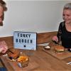 Amerikanisch essen – Burger und Fingerfood gibt es im neu eröffneten Restaurant Funky Burger in der Kissinger Weingasse.