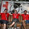 Das Zeltlagerteam (von links) mit Daniel Spissak, Simone Hippeli und Stefan Bergmann. Es gibt nur wenige Momente, an denen sie sich so entspannt auf der Couch ausruhen können Das Zeltlagerteam (von links) mit Daniel Spissak, Simone Hippeli und Stefan Bergmann. Es gibt nur wenige Momente, an denen sie sich so entspannt auf der Couch ausruhen können