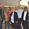 Besuch aus Indien: Bischof Susaimanickam (links) beim Empfang. Mit im Bild Pfarrer Andreas Heck (Zweiter von links) und Stephen Kulandai (Zweiter von rechts). Besuch aus Indien: Bischof Susaimanickam (links) beim Empfang. Mit im Bild Pfarrer Andreas Heck (Zweiter von links) und Stephen Kulandai (Zweiter von rechts).