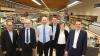 Gute Laune am Tag vor der Aldi-Neueröffnung in Gemünden: (von links): Peter Interwies, Sachgebietsleiter der Stadt Gemünden, Bürgermeister Jürgen Lippert sowie Filialleiter Michael Neuf, Philipp Kromczynski, Stephanie Müller und Dominik Engel von Aldi.