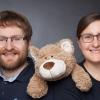 Astrophysiker Dr. Urs Ganse und Weltraummedizinerin Bergita Ganse. Der Name des Kollegen in der Mitte ist nicht bekannt.