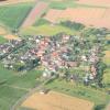 Unser zweites Rätselfoto hat es ebenfalls in sich. Ein kleiner Tipp: Das gesuchte Dorf liegt sehr zentral im Landkreis und trägt den Titel das "Blumendorf".