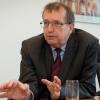 Präsident Alfred Forchel will die Förderung von Professorinnen an allen zehn Fakultäten der Julius-Maximilians-Universität forcieren.