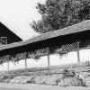 Dieses Bild aus den frühen 1980er-Jahren zeigt eine halboffene Kegelbahn die man heute noch am Ortseingang von Westheim sehen kann. Sie gehörte zum „Mantels Keller“ und wurde im Jahre 1900 erbaut. In den 1960er-Jahren wurde das Kegeln hier eingestellt. Dieses Bild aus den frühen 1980er-Jahren zeigt eine halboffene Kegelbahn die man heute noch am Ortseingang von Westheim sehen kann. Sie gehörte zum „Mantels Keller“ und wurde im Jahre 1900 erbaut. In den 1960er-Jahren wurde das Kegeln hier eingestellt.