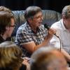 Simone Barrientos (Die Linke), der Landtagsabgeordnete und ehemalige Oberbürgermeister Georg Rosenthal (SPD), Pfarrer Burkhard Hose und Eva Peterle (Würzburger Flüchtlingsrat) diskutieren am Donnerstag (18.05.17) im Blauen Adler in Würzburg mit Vertretern verschiedener antifaschistisher Gruppierungen und zahlreichen Gästen über die Vorfälle bei der Demonstration des Dritten Weges am 18.02.17 und über den Umgang mit Rechtsradikalismus in der Stadt.
