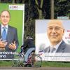 Wer wird Chef im Kieler Landtag? Wahlplakate von CDU-Spitzenkandidat Jost de Jager (links) und SPD-Spitzenkandidat Torsten Albig (rechts).