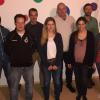 Die forcierte und engagierte Nachwuchsarbeit bei der Tennisabteilung des SV-DJK Sommerach zahlt sich aus: Erstmalig starten in der neuen Saison jeweils ein Team Kleinfeld U9 und Midcourt U10, teilt der Verein mit. Die Verantwortlichen sehen darin zwar eine Herausforderung für die Kinder, ihre Eltern sowie die Betreuer, doch sind sie sich sicher, dass sich die Freude am weißen Sport gerade durch die bevorstehenden Wettkämpfe steigern werde.  Neu strukturiert wurde auch das Training für den Tennis-Nachwuchs. In drei Gruppen wird regelmäßig trainiert, zudem gibt es einen Jugendtreff für die Älteren sowie eine Ballschule für etwa zehn Tennis-Minis. Einen Wechsel in seiner Zusammensetzung meldet auch das Leitungsteam. Susanne Dobler und Bianca Pfaff lösen hier Karo Knaus und Max Eisheuer ab. Das Foto zeigt (von links): Daniela Schmitt, Johannes Blaß, Cayne Krapf, Bianca Pfaff, Andreas Dürr, Susanne Dobler, Christian Hartner und Jennifer Engert. Foto: Kraus/sv-djk