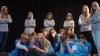 (bö)   Eines schwierigen Themas hat sich die Theatergruppe der Klassen sechs bis acht des Gymnasiums Bad Königshofen angenommen. Es geht in der aktuellen Eigenproduktion „Reisegenuss“ um die schwierige und oft konfliktbeladene Situation der Flüchtlinge unterschiedlichster Herkunftsländer in Deutschland. Ausgangspunkt sind die beschämenden Vorfälle in Clausnitz. Dort wurde ein mit Asylsuchenden besetzter Bus von einem enthemmten Mob gestoppt, um die erschöpften und verängstigten Menschen zu beschimpfen und zu beleidigen. Im Anschluss stellen die jungen Schauspielerinnen und Schauspieler verschiedenste Texte namhafter und eher unbekannter Autoren zum Thema Flucht und Fremdsein szenisch dar. Ein spannender und atmosphärisch dichter Theaterabend ist garantiert. Die Aufführungen finden am 14. und 16. März in der Aula des Gymnasiums Bad Königshofen statt. Beginn ist jeweils um 19 Uhr. Der Eintritt ist frei.