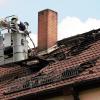 Von einem Dachstuhlbrand in der Memellandstraße waren fünf Reihenhäuser betroffen.