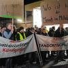 Betriebsratsvorsitzender Michael Walter stimmte bei der Kundgebung in Elfershausen auf die Fahrt nach Suhl ein.WOLFGANG DÜNNEBIER