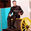 Im Priesterrock auf dem Kutschbock: Peter Langer schlüpfte in die Rolle Adolph Kolpings und las Originaltexte des Gesellenvaters vor.