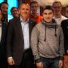 Erfolge der RGM: die Regattasieger des Jahres 2015 zusammen mit ihren Trainern und der Vereinsführung.