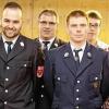 Komplett neue Führungsmannschaft bei der Waltershäuser Feuerwehr: Im Bild Kreisbrandmeister Martin Tuchlinski, Beisitzer David Förster, Kreisbrandinspektor Michael Weber, zweiter Kommandant Björn Rittweger, erster Vorstand Winfried Kürschner, erster Kommandant Andreas Kürscher, Schriftführer Julian Züchner, Kassier Axel Schön, Beisitzer Sonja Rittweger und Bürgermeister Norbert Bauer.