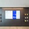 Im Foyer ist ein digitales Leit- und Informationssystem für die Besucher eingebaut worden. Im Foyer ist ein digitales Leit- und Informationssystem für die Besucher eingebaut worden.