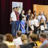 In der Aula der Franz-Oberthür-Schule überreichte Landrat Eberhard Nuß den diesjährigen Teilnehmern Urkunden für ihr Engagement.