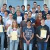 Die Schüler des Technischen Berufskollegs I (1BK1T) erhielten am Montag ihre Zeugnisse überreicht. 