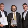 Gewinner in der Kategorie Umformtechnik (von links): Roland Müller vom Technischen Vertrieb, Geschäftsführer Manfred Roth und Vertriebsleiter Steffen Gauger.