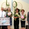 Ein Fest zum 40-jährigen Bestehen der Musikschule und zum 30. Geburtstag des Fördervereins wurde gefeiert. Im Bild von links: Bürgermeister Roland Schmitt, Leiterin der Sing- und Musikschule Julia Erche, ausscheidende Lehrerin Maria Kuchta, Vertreterin des Fördervereins Renate Ebert, Vertreter des Verbands der bayerischen Sing- und Musikschulen Martin Oberhofer.