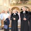 Nach dem Einzug in die Kirche (von rechts) Bischöfin Gisela Bornowski,Dekan Hanspeter Kern, stellvertretender Dekan Michael Bausenwein.
