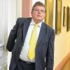 Ende einer Dienstzeit: Adolf Bauer schließt nach sechs Monaten als Stadtoberhaupt die Tür des OB-Zimmers zu.