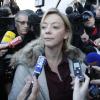 Schumachers Managerin Sabine Kehm wird ständig von Journalisten belagert. Foto: Guillaume Horcajuelo