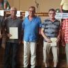Goldene und silberne Ehrennadeln erhielten langjährige Sportler bei der Versammlung des Bezirksverbandes des bayerischen Sportkegler- und Bowlingverband. Von links: Petra Klose, Elmar Benkert, Edgar Dömling, Hermann Holzinger, Gerd Reuter, Georg Kippes und Willi Rzepka.