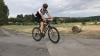 Die langen Strecken beim Rhöner Kuppenritt sind den Rennradfahrern vorbehalten. Ein spezielles "Gravelbike" braucht es aber nicht, wie Norbert Hanft mit dem eigenen Straßenrennrad gerne unter Beweis stellt.