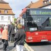 Geht es bald auch in die andere Richtung weiter? Die Verlängerung der Freizeitbuslinie 990 des Verkehrsverbundes Großraum Nürnberg (VGN) von Ebrach über Gerolzhofen nach Volkach und damit die Schließung der Lücke im Busnetz zum nächsten Bahnanschluss in Richtung Würzburg, das ist das jüngste „Kind“ von Geo-net-Stadtrat Thomas Vizl. Der so genannte „Steigerwald-Express“, der über einen Anhänger zum Transport von Fahrrädern verfügt, verkehrt an Sonn- und Feiertagen in den Monaten Mai bis Oktober von Bamberg beziehungsweise Hirschaid nach Ebrach und zurück.
