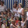 "Besucht uns mal im Wiesengrund" sangen die Kindergartenkinder am Jubuiläumsnachmittag.