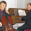 Werke für Cello und Klavier in historischer Aufführungspraxis boten der Cellist Martin Seemann (links) und Michael Günther am Hammerklavier bei einem Homburger Schlosskonzert.  FOTO Martin Harth