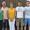 (koe)   Bereits zum vierten Mal veranstaltete der Tennisclub Neubrunn ein vereinsinternes Doppel-Mixed-Turnier. Bei strahlendem Sonnenschein losten die 28 Teilnehmer ihren Spielpartner aus und spielten den ganzen Tag mit wechselnden Gegenspielern. Sehr erfreulich war, dass alle Altersgruppen am Turnier teilnahmen, so lagen zwischen dem jüngsten und ältesten Teilnehmer 60 Lebensjahre. Der Spaß stand im Vordergrund und um ungleiche Spielerstärken auszugleichen, wurden einige Handicaps eingebaut. So kam es vor, dass man einem Gegner mit geöffnetem Regenschirm, Sombrero oder Taucherflossen gegenüberstand. Die ersten vier Plätze bei den Damen belegten Birgit Steinruck, Marlene Faulhaber, Julia Hofmann und Lorena Götz. Bei den Herren siegte Alexander Lenz vor Julian Müller, Michael Hofmann und Andreas Schwind. Ein Abendessen mit anschließender Siegerehrung schloss den Turniertag ab. Von links: Lisa Faulhaber (Organisatorin), Marlene Faulhaber, Michael Hofmann, Birgit Steinruck, Alexander Lenz, Julian Müller, Lorena Götz und Vorsitzender Klaus Steinruck.