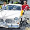Fast alles bereit für die Weltreise: Henriette und Günter Fuchs mit ihrem Volvo Amazon P121, Baujahr 1969.