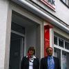 Christine Theuerer und Gerald Schmidt sind die derzeitigen Mitarbeiter der HypoVereinsbank Filiale Gerolzhofen, die zum 31. Juli geschlossen wird. Sie werden demnächst in Volkach und Schweinfurt ihrer Arbeit nachgehen.
