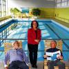 Gähnende Leere: BFW-Geschäftsführer Alfred Schulz (rechts) und Wirtschaftsleiterin Lotte Will hatten Bürgermeister Rainer Kinzkofer ins BFW-Hallenbad eingeladen, um auf die missliche Lage der schwachen Belegung hinzuweisen. Es droht die Schließung.