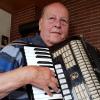 Feiert seinen 85. Geburtstag natürlich mit Musik: Herbert Brehm, der für den RMC 50 Schweinfurt zahlreiche hochkarätige Radrennen organisiert hat. Feiert seinen 85. Geburtstag natürlich mit Musik: Herbert Brehm, der für den RMC 50 Schweinfurt zahlreiche hochkarätige Radrennen organisiert hat.