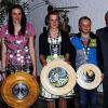 Majestätisch: Zum Gruppenbild stellten sich die Unterthereser Schützen-Majestäten. Im Bild: Gerhard Feustel (Schützenkönig), Isabell Seuffert (Vizekönigin), Hanna Blaschke (Jugendkönigin), Nico Althammer (Jugendvizekönig), Karl-Heinz Schäflein (Schützenmeister) und Siegmund Kerker (Schützenkommissar).