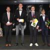 Die besten Abiturienten des Jahrgangs 2019 wurden mit zahlreichen Preisen geehrt (von links): Bürgermeister Eberhard Streit, stellvertretender Landrat Peter Suckfüll, Sebastian Martin, Paul Kümmeth (beide Notendurchschnitt 1,0), Julian Bauer (1,4) und Schulleiter Robert Jäger.