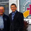 Im Einsatz für Menschen in Krisensituationen: (von links) Helmut Fries, Vorsitzender des Fördervereins, und Michael Lindner-Jung, Leiter der Würzburger Bahnhofmission.